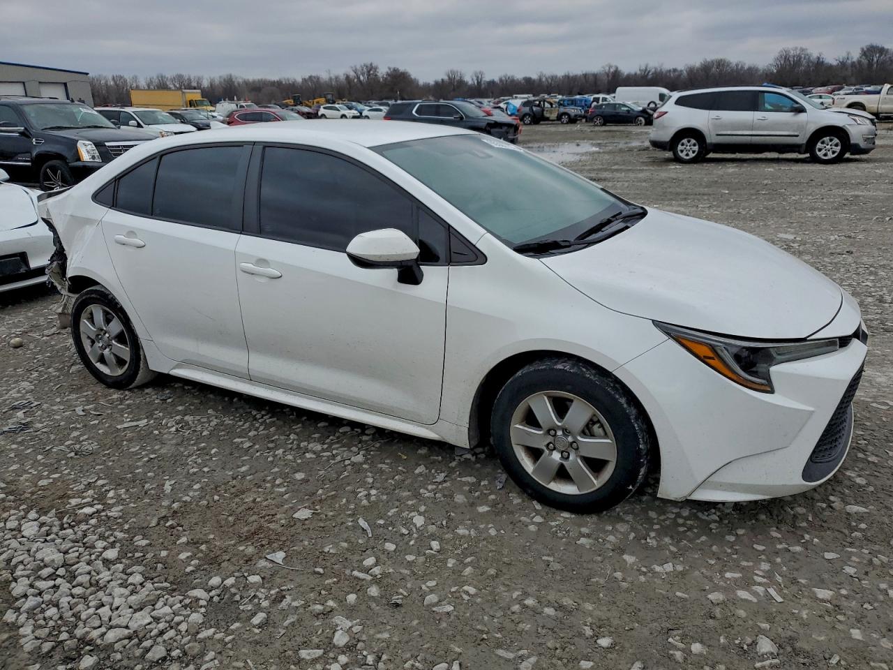 Toyota Corolla Le Image 8