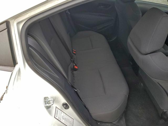 Toyota Corolla Le Image 9