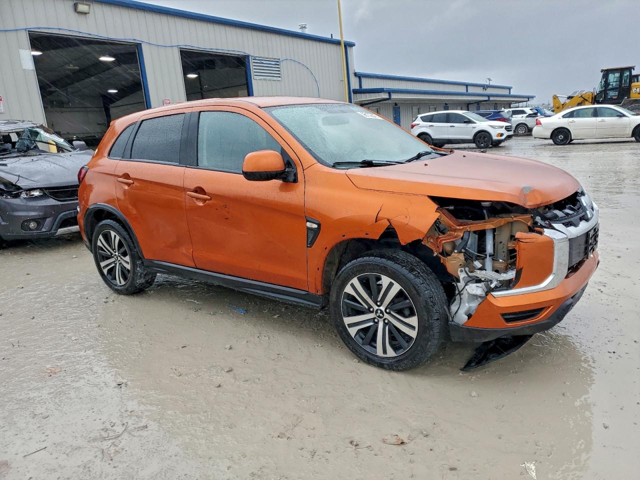 Mitsubishi Outlander Es Image 2