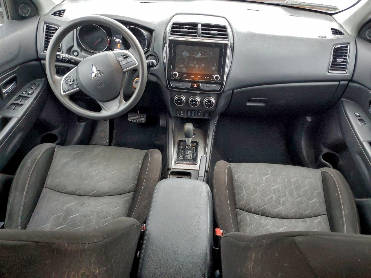 Mitsubishi Outlander Es Image 10