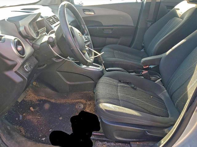 Chevrolet Sonic Lt Image 6