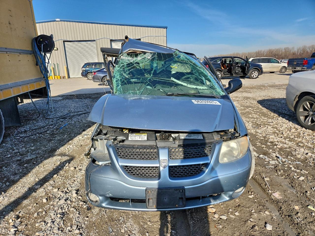 Dodge Caravan Sport Image 13