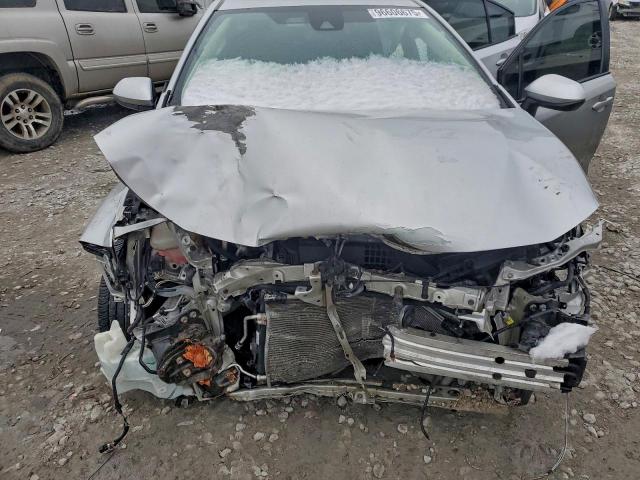 Toyota Corolla Le Image 2