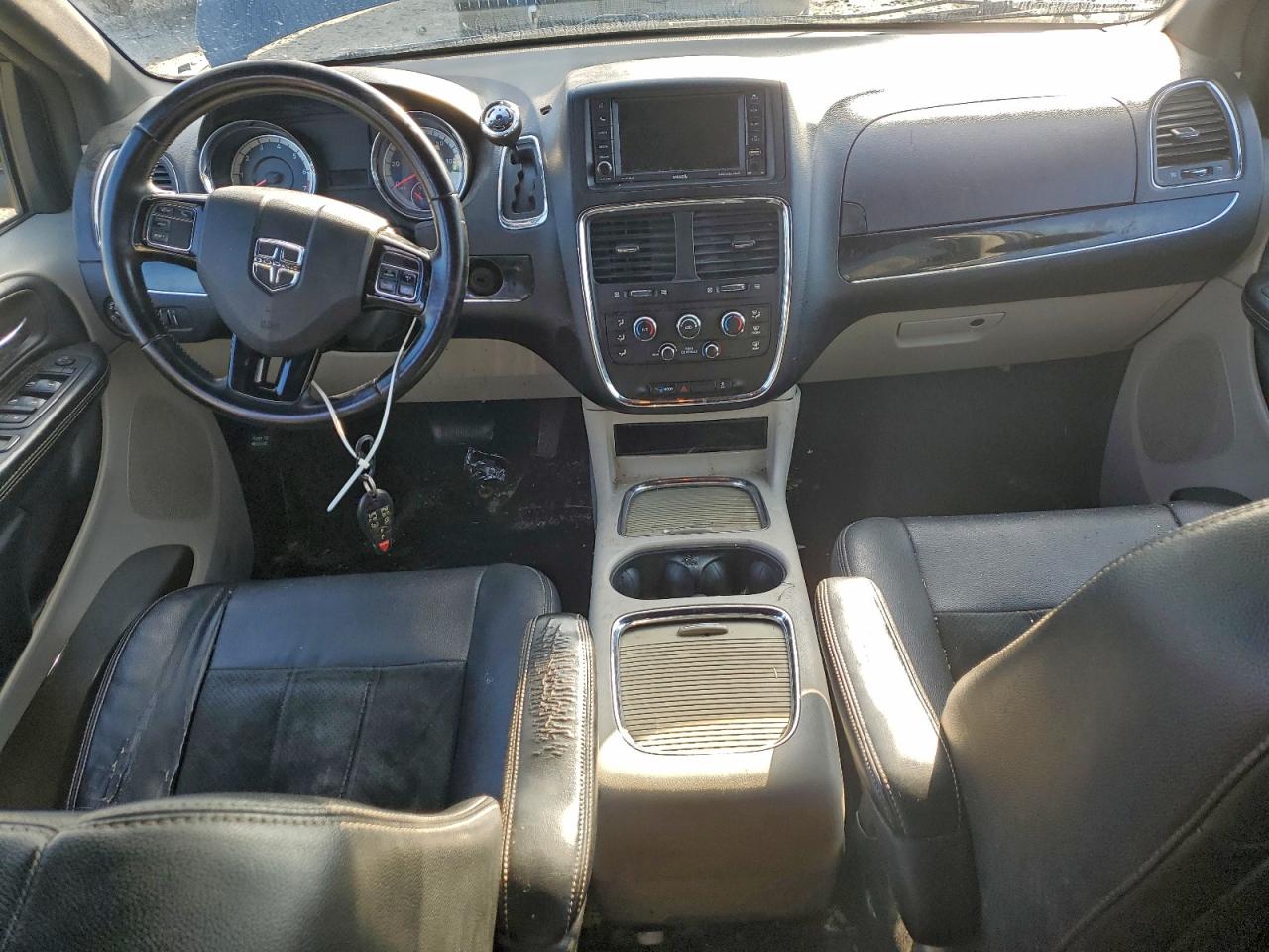 Dodge Caravan Sxt Image 7