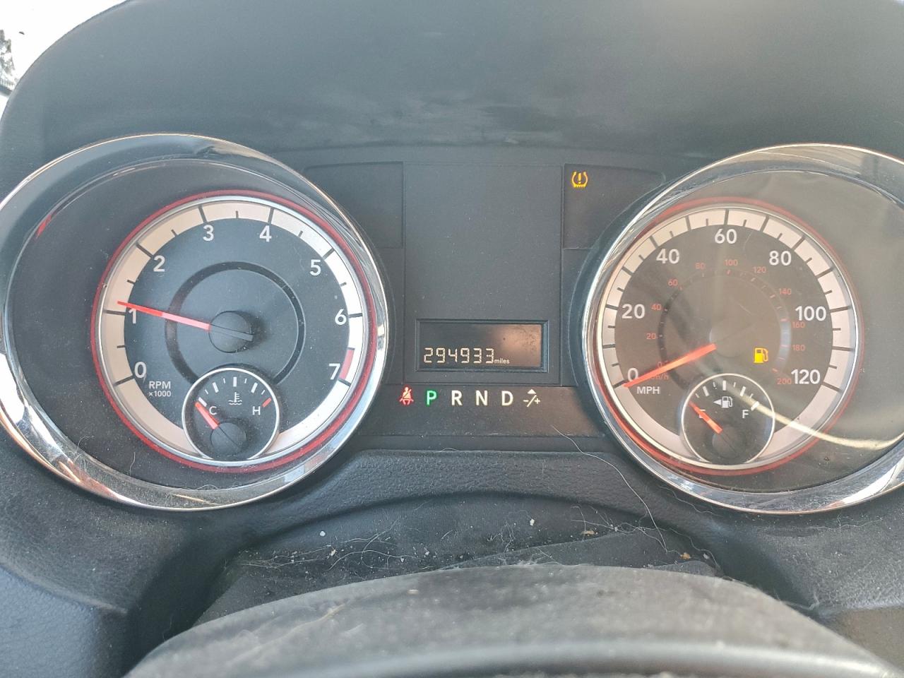 Dodge Caravan Sxt Image 4