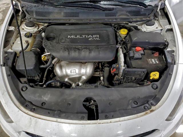 Dodge Dart Sxt Image 9