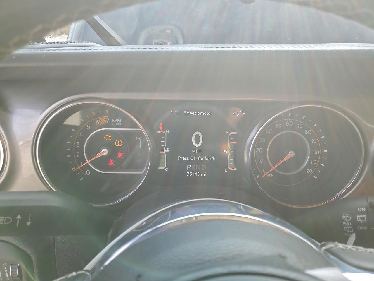 Jeep Wrangler Sahara Image 12