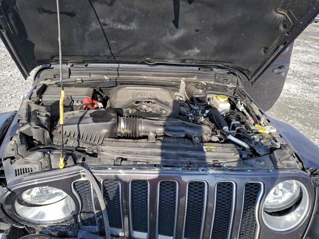 Jeep Wrangler Sahara Image 6