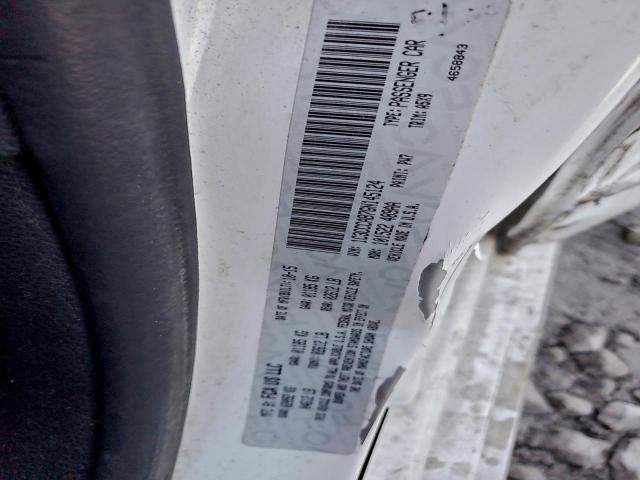 Chrysler 200 Limited Image 11