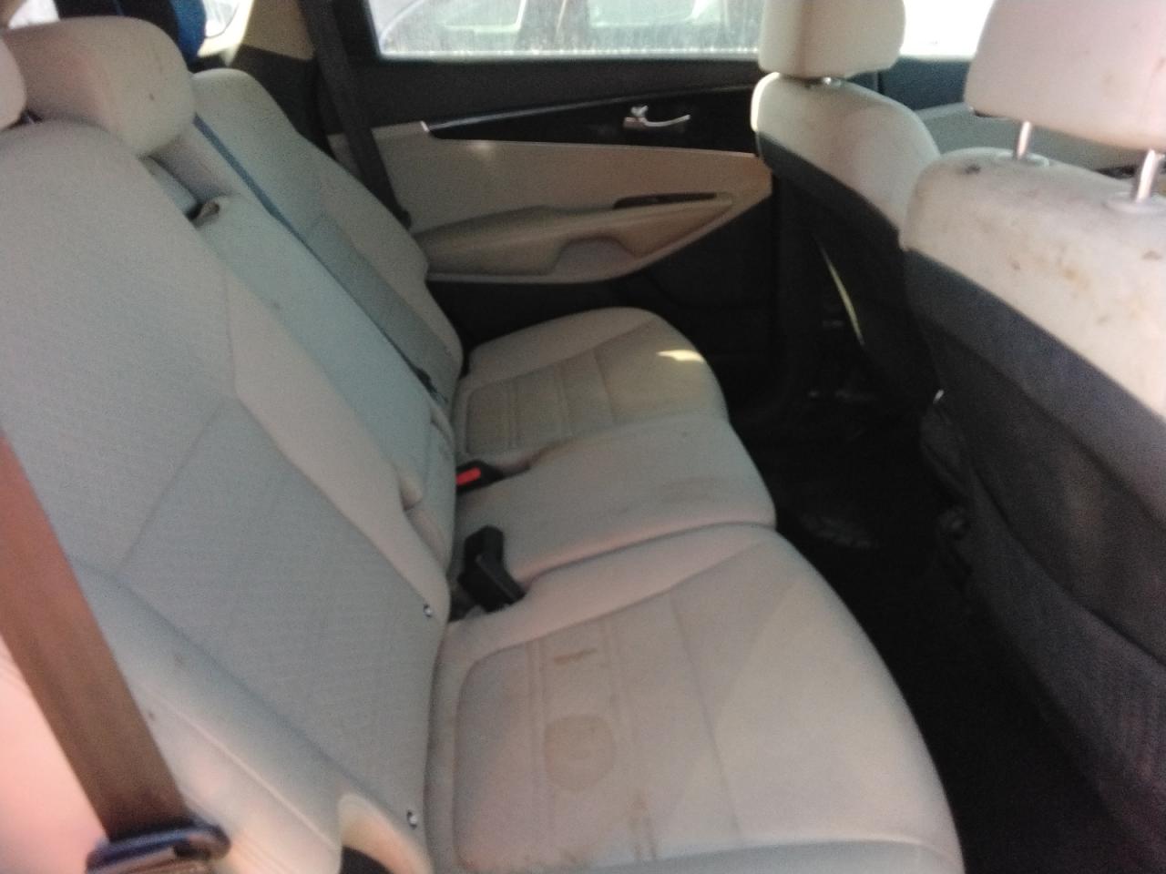 Kia Sorento Lx Image 7