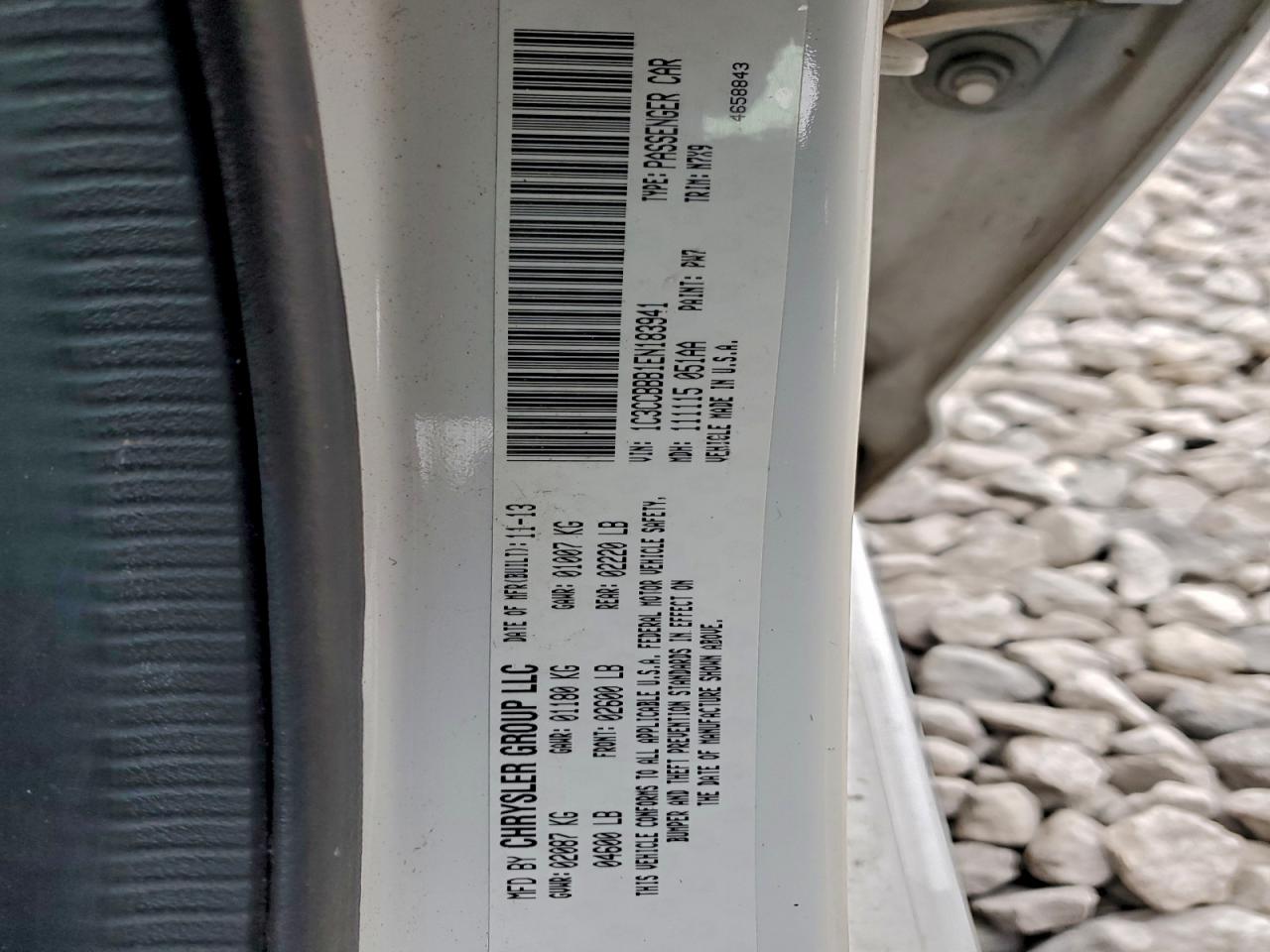 Chrysler 200 Touring Image 11