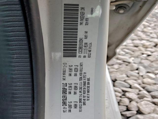 Chrysler 200 Touring Image 11