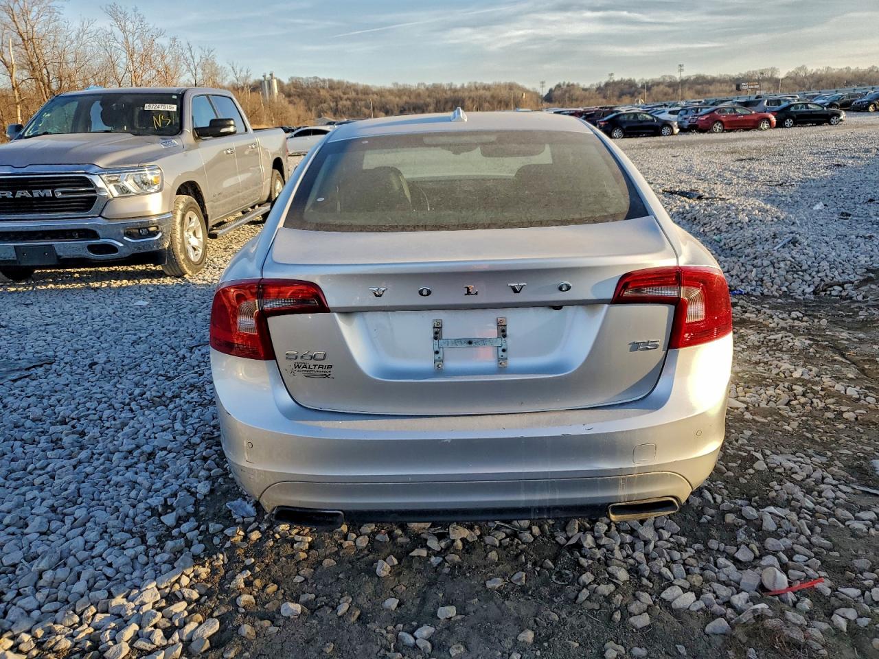 Volvo S60 Platinum Image 12