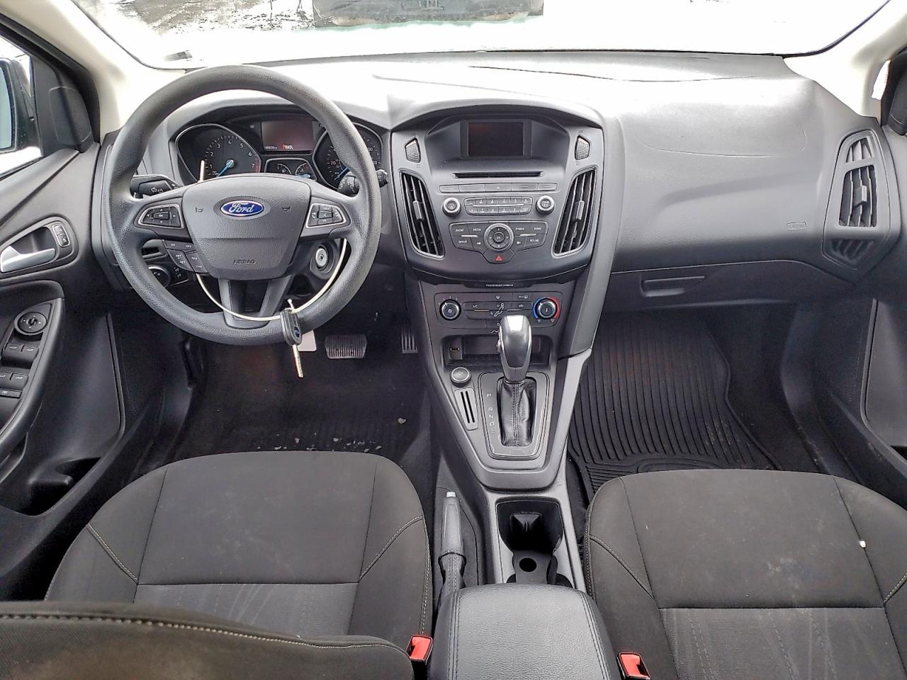 Ford Focus Se Image 11