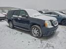 GMC Yukon Denali Image 12