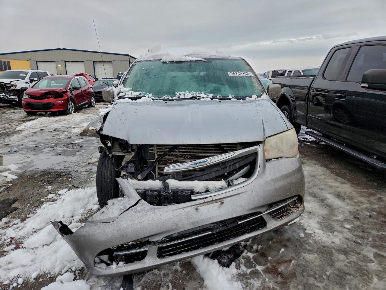 Chrysler Minivan Touring Image 6