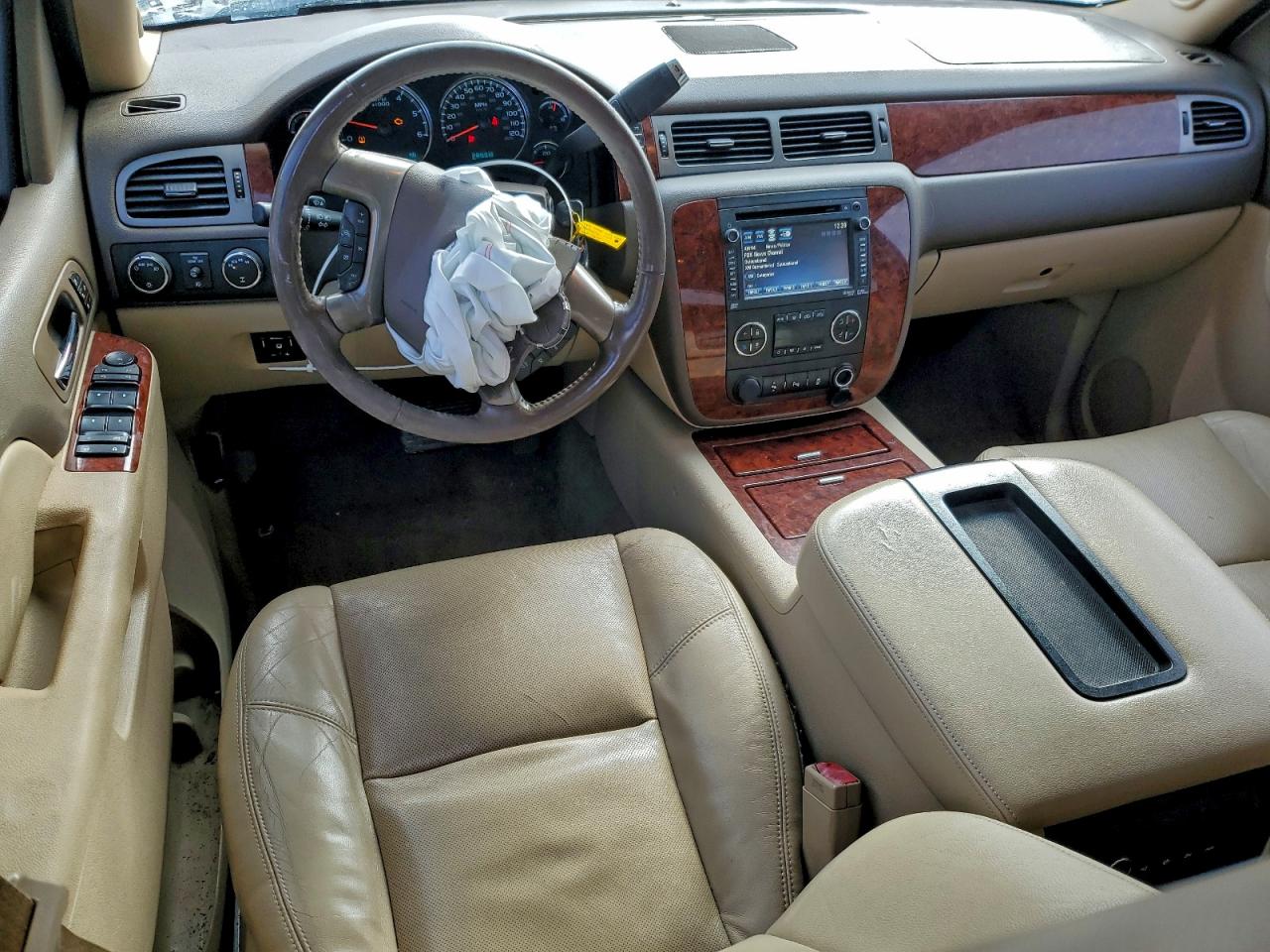 Chevrolet Avalanche Ltz Image 9