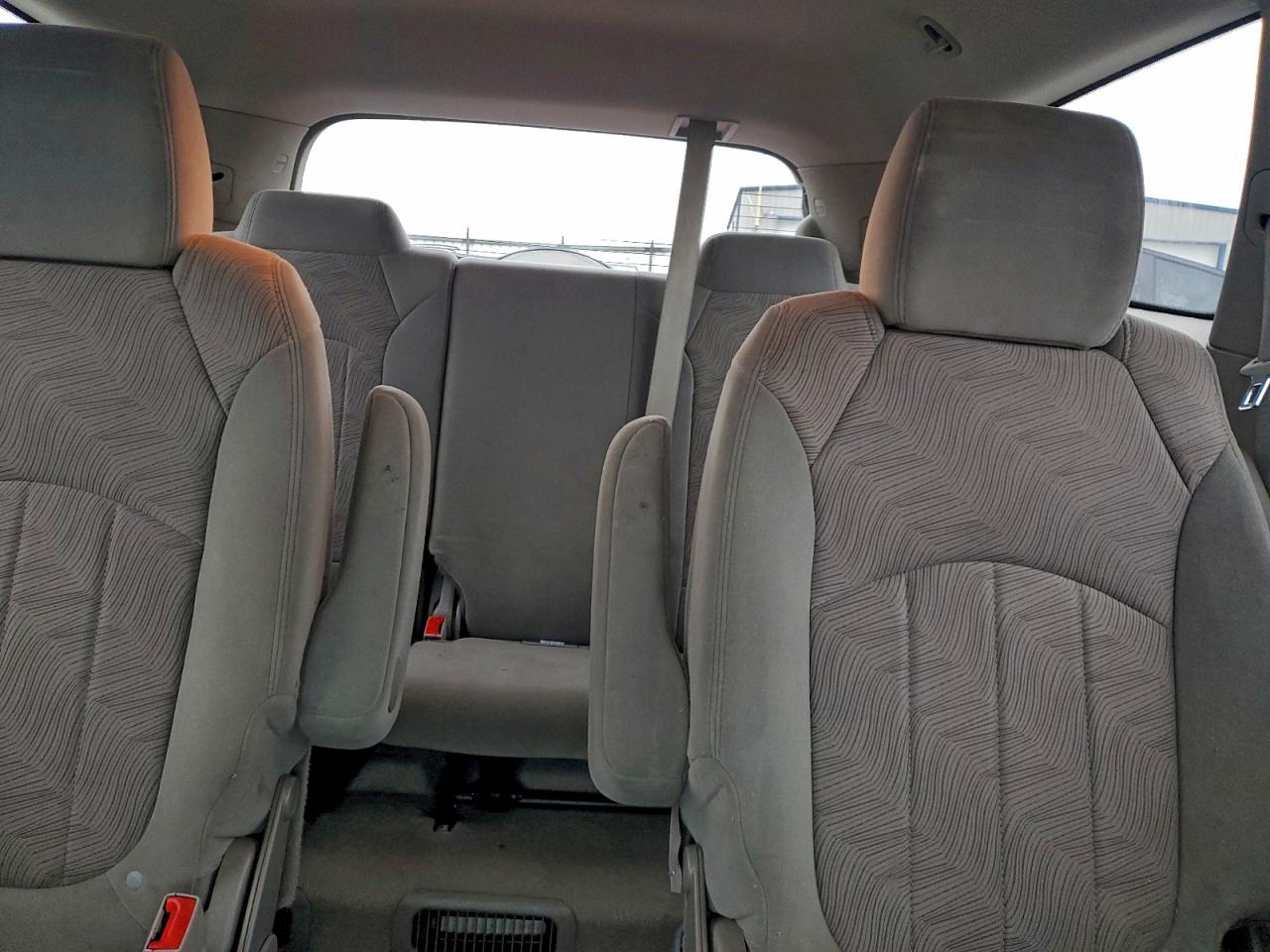 Buick Enclave Image 9