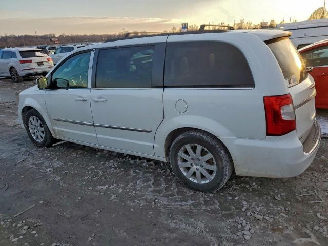 Chrysler Minivan Touring Image 11