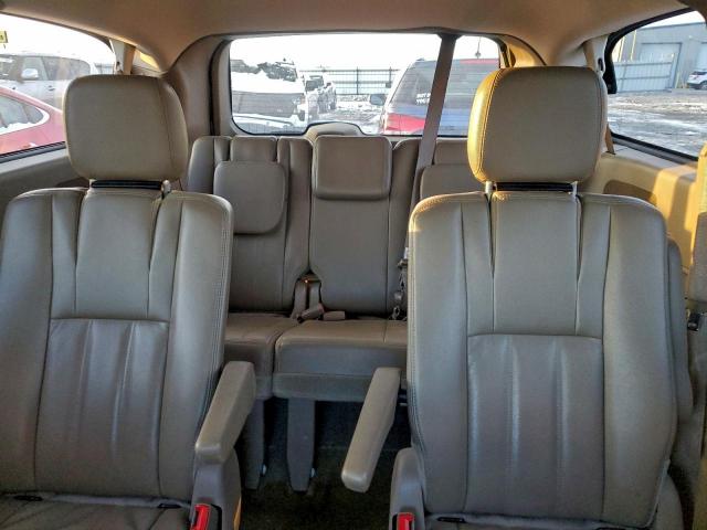 Chrysler Minivan Touring Image 7