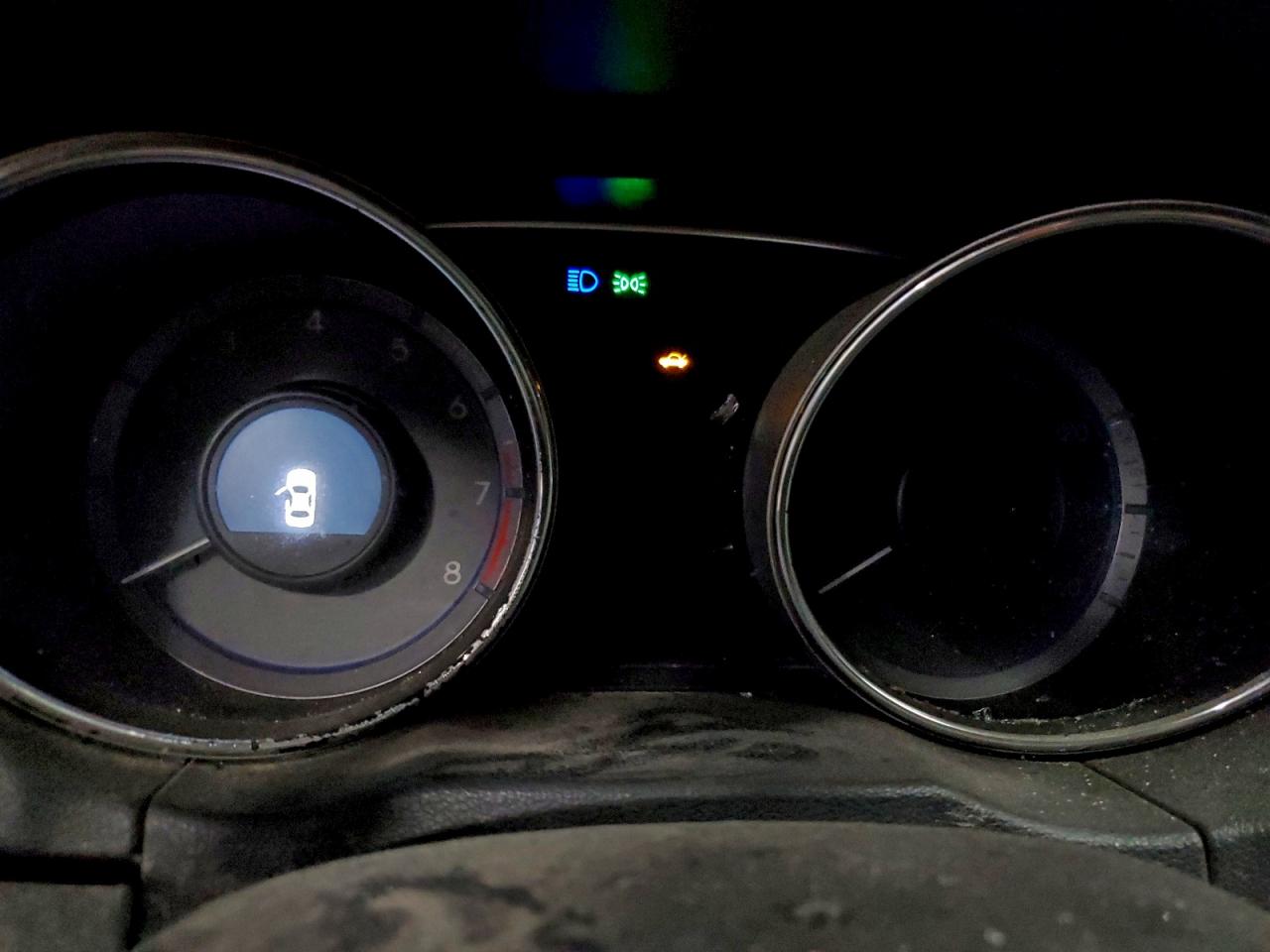 Hyundai SONATA Gls Image 8