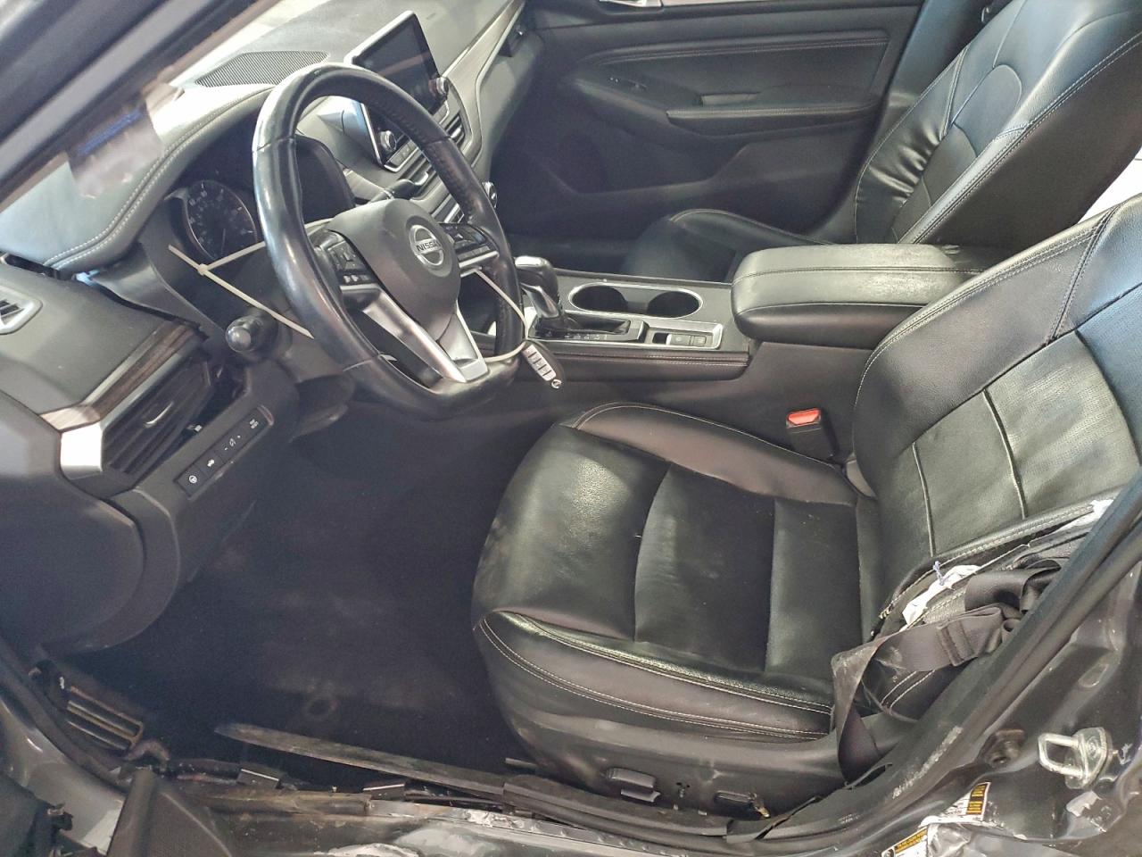 Nissan Altima Sl Image 9