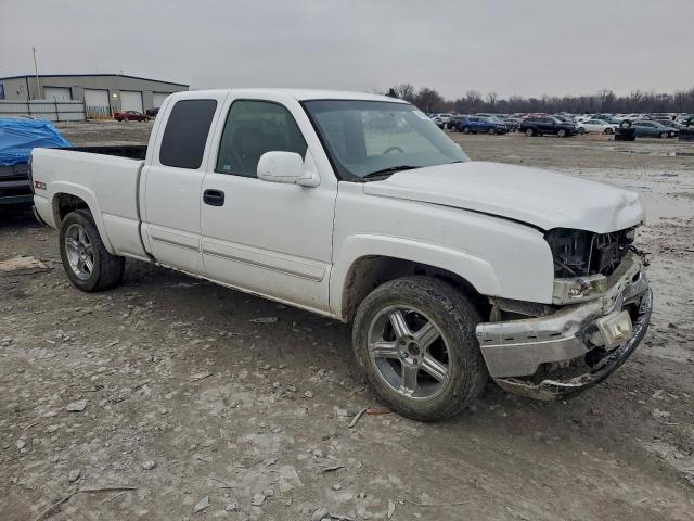 Chevrolet Silverado K1500 Image 2