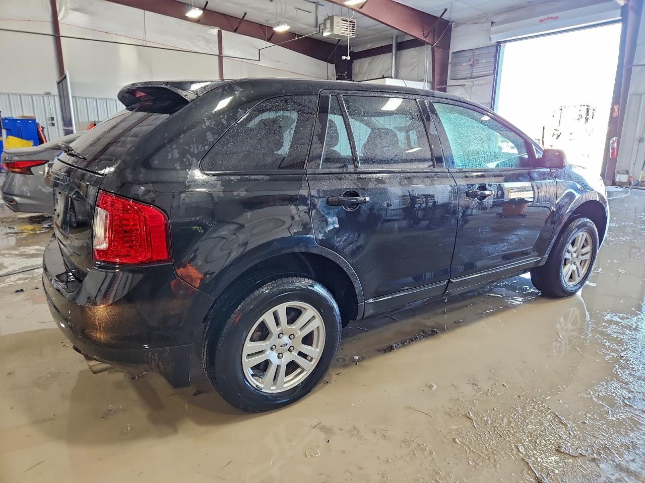 Ford Edge Se Image 12