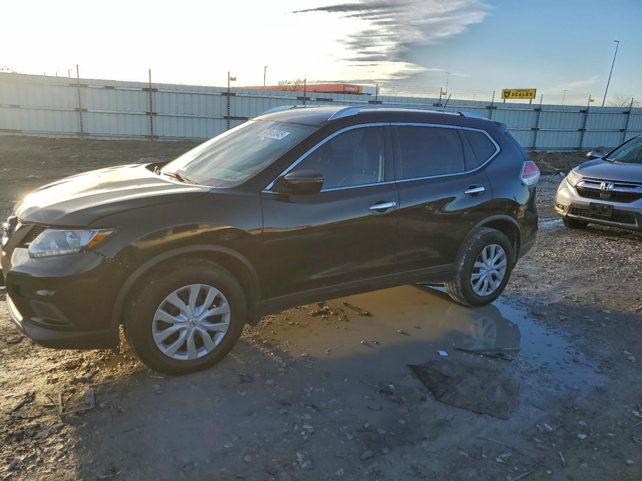 Nissan Rogue S Image 1