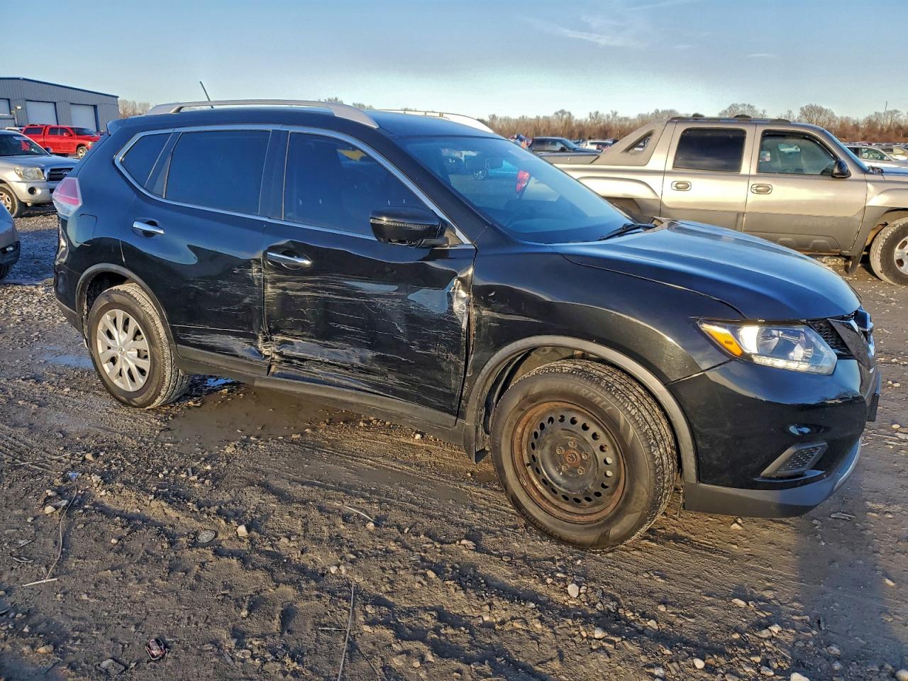 Nissan Rogue S Image 8