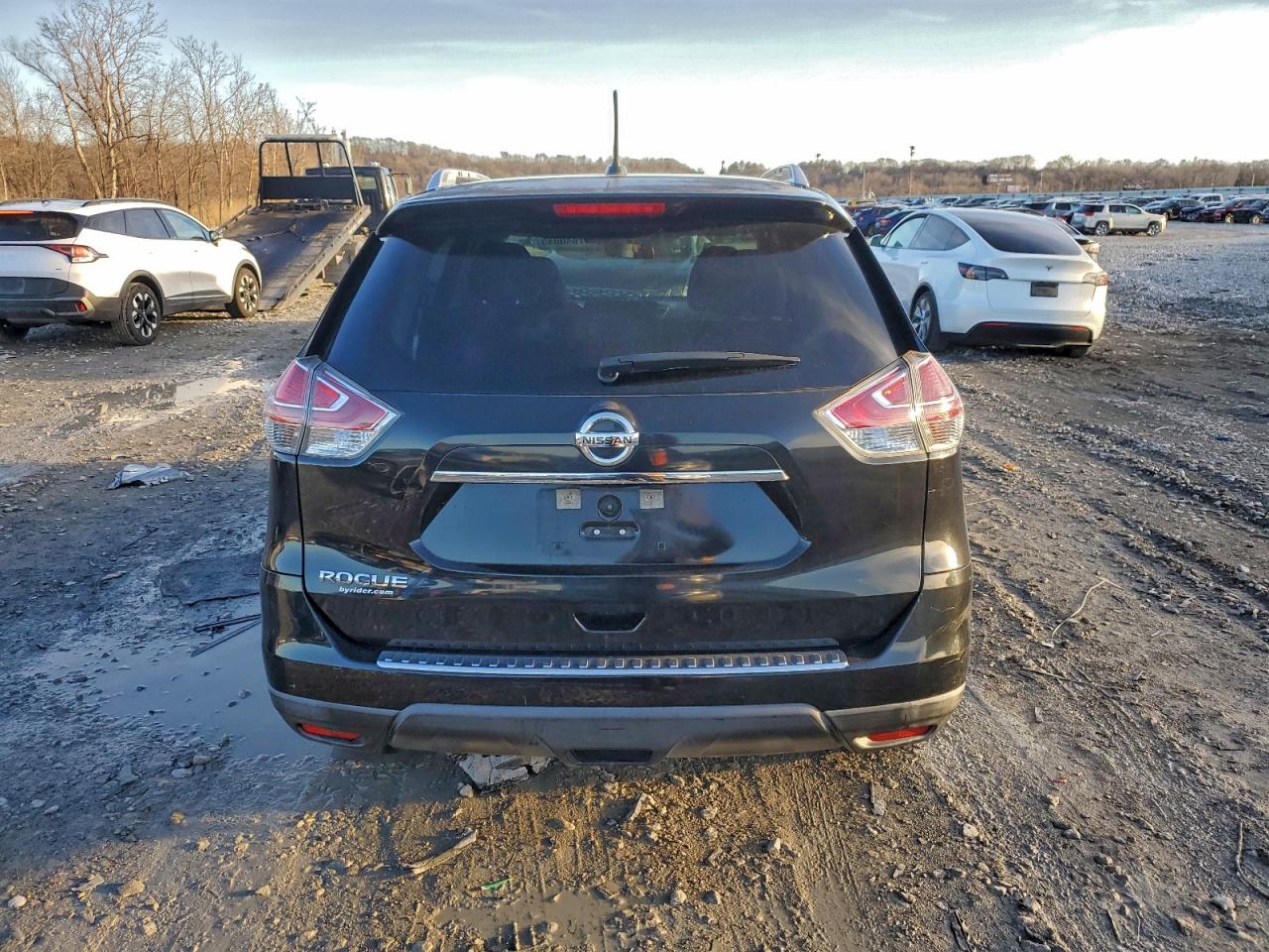 Nissan Rogue S Image 6