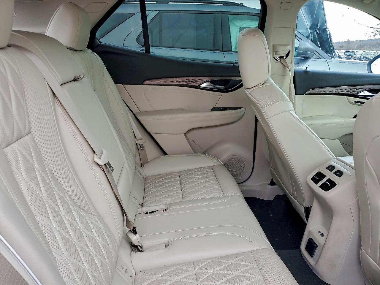 Buick Envision Avenir Image 10