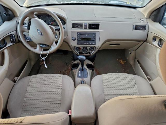 Ford Focus Zx4 Image 6