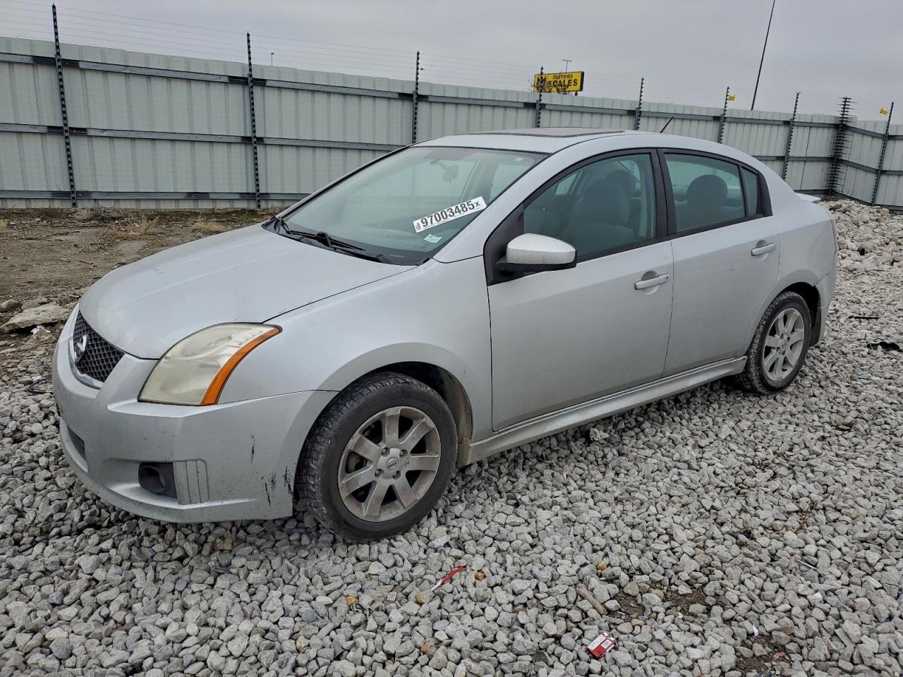 Nissan Sentra 2.0 Image 1