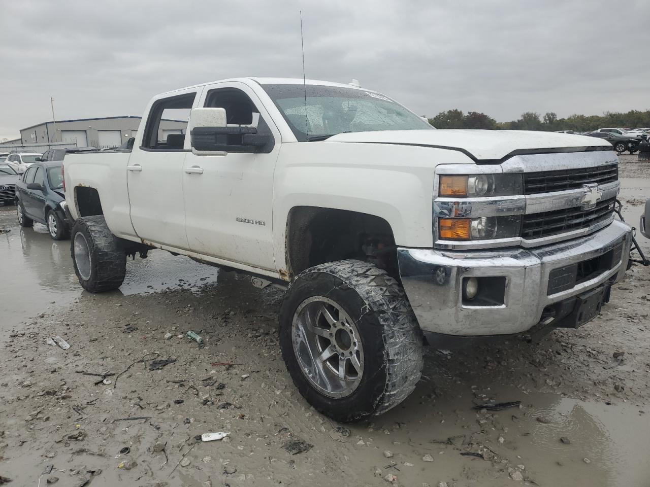 Chevrolet Silverado K2500 Heavy Duty Lt Image 3
