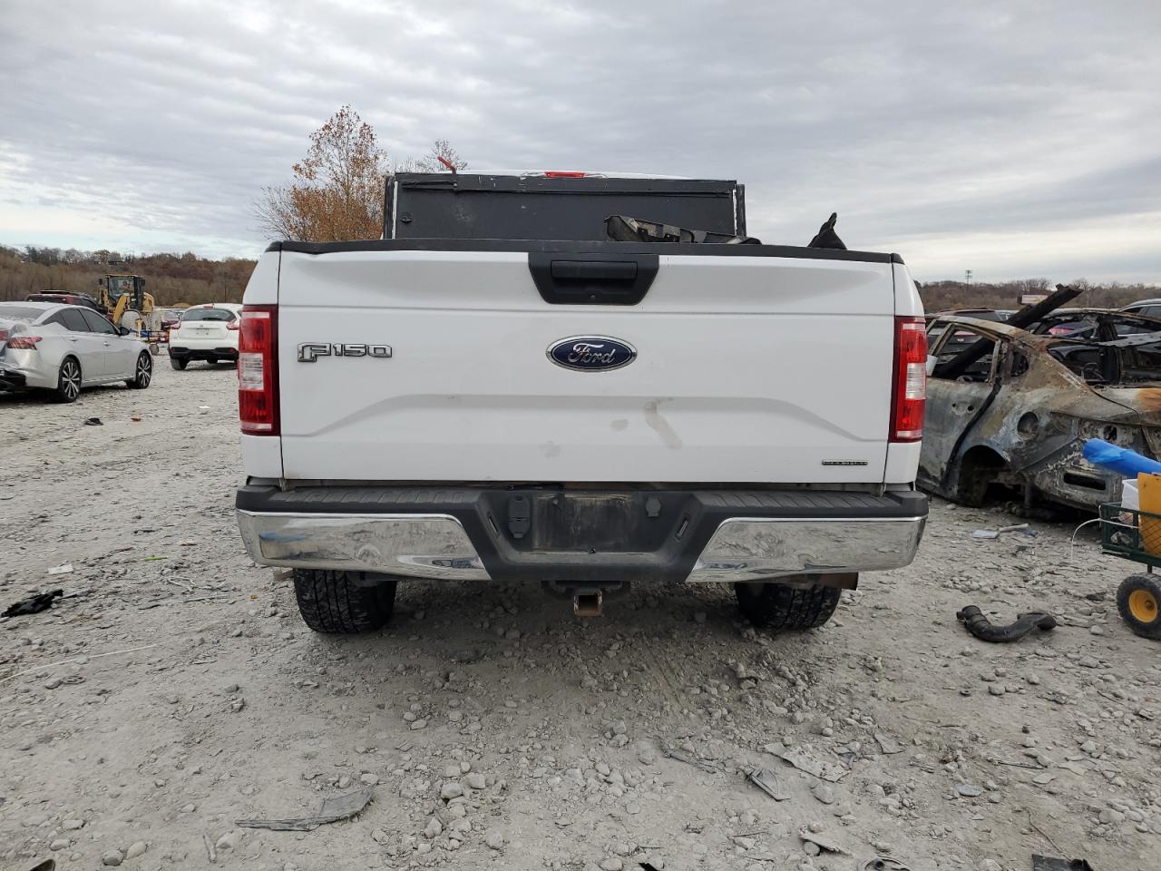 Ford F-150 Supercrew Image 8