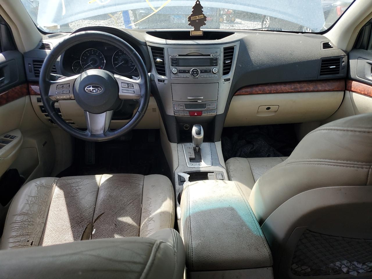 Subaru Outback 2.5i Limited Image 5