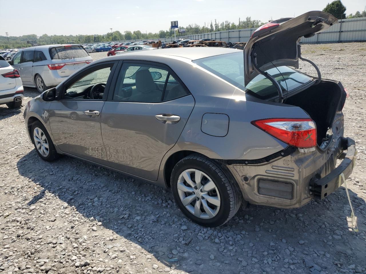 Toyota Corolla L Image 3