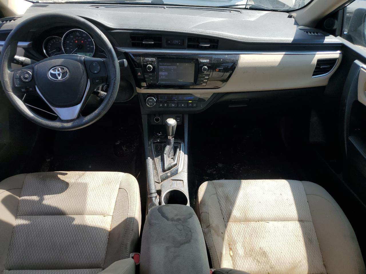 Toyota Corolla L Image 6