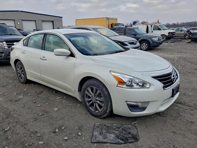 Nissan Altima 2.5 Image 3