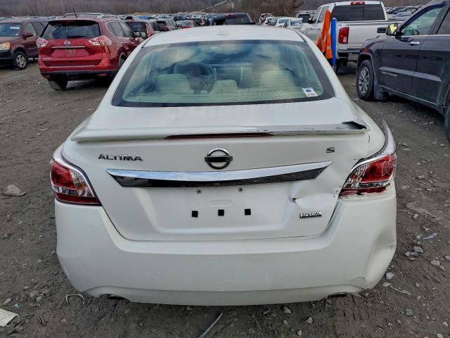 Nissan Altima 2.5 Image 2