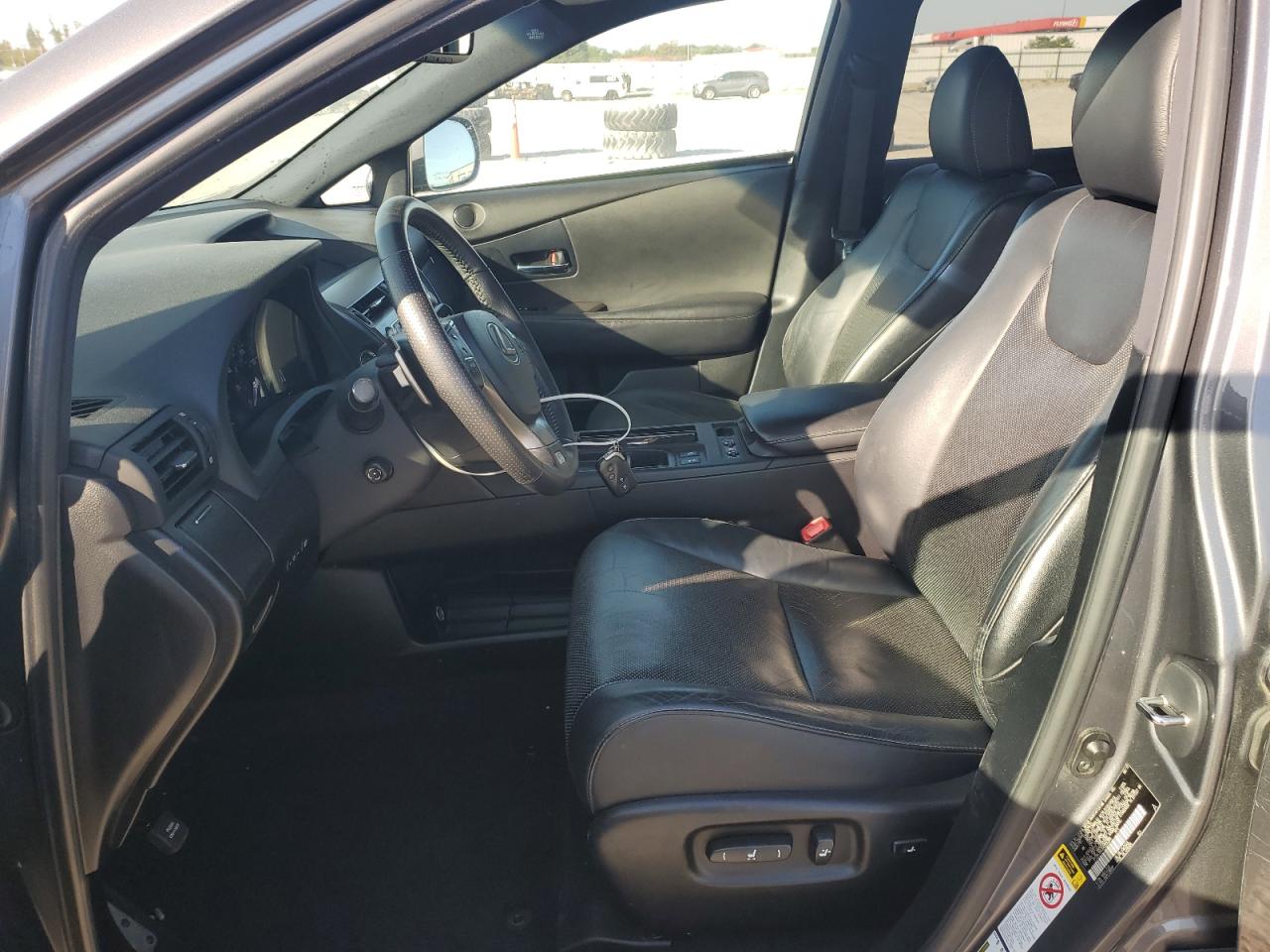 Lexus RX 350 Base Image 10