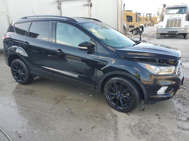 Ford Escape Titanium Image 5