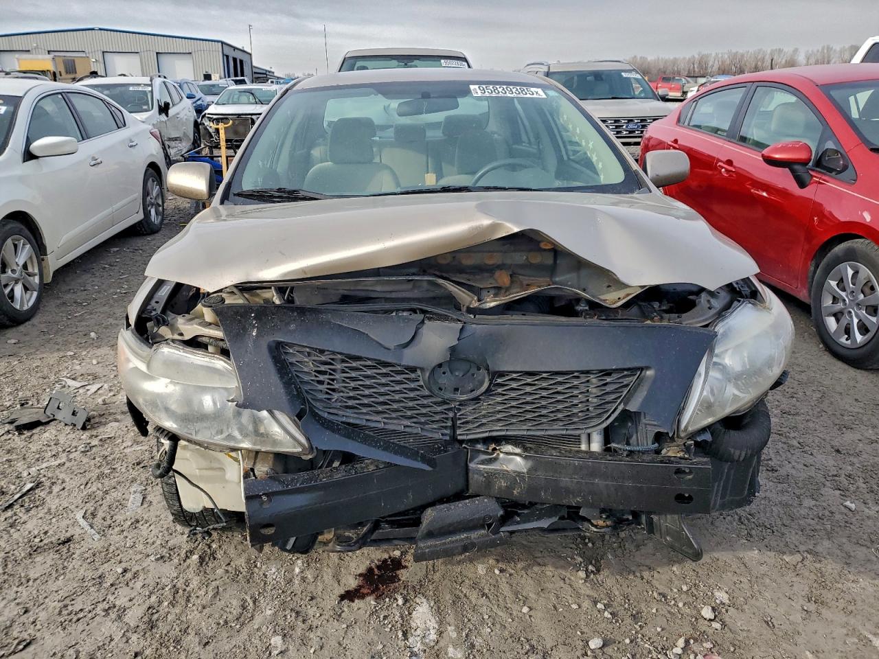 Toyota Corolla Base Image 3