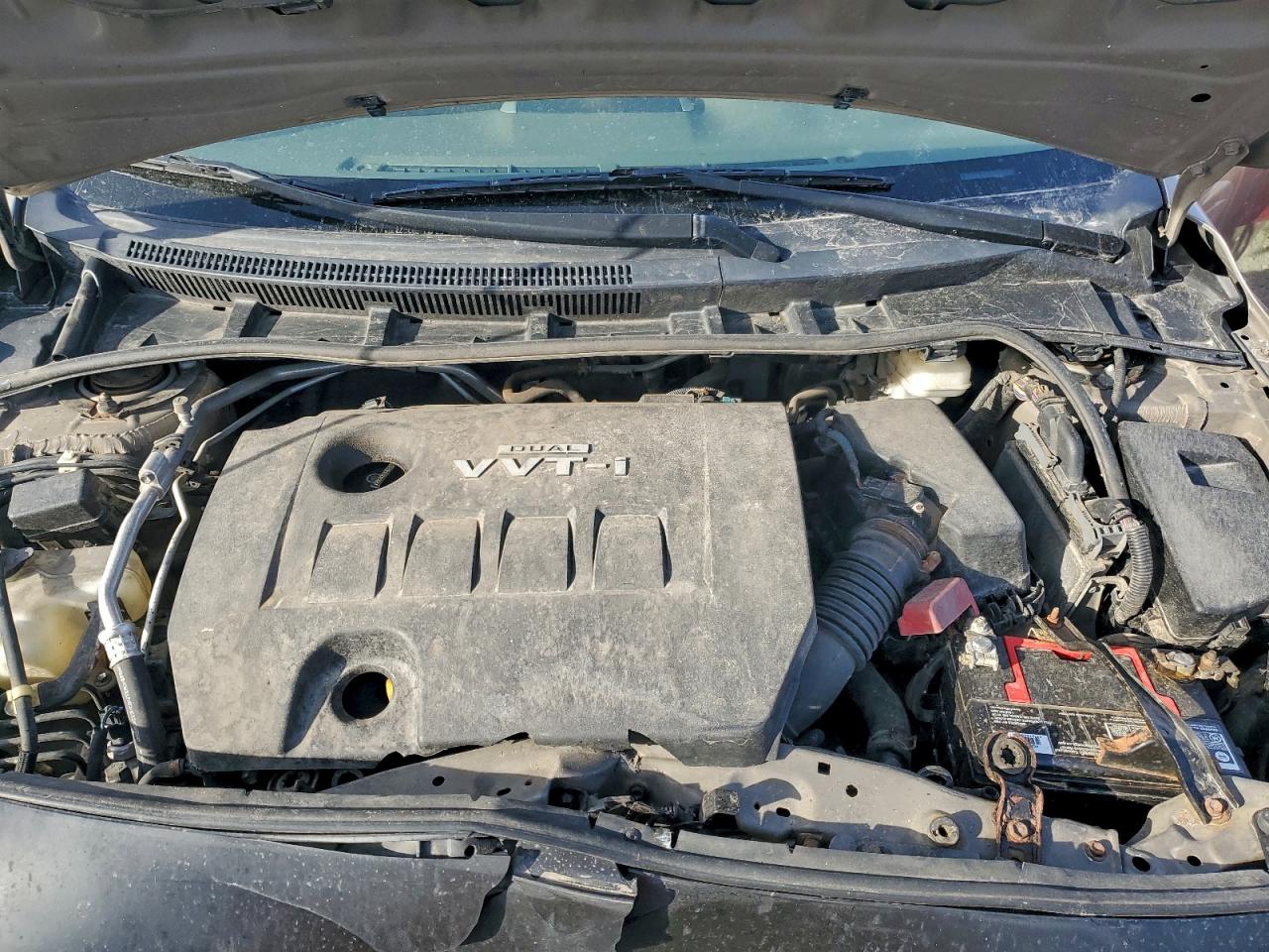 Toyota Corolla Base Image 10