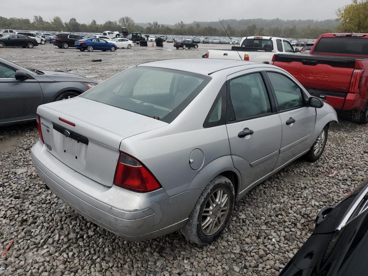 Ford Focus Zx4 Image 3