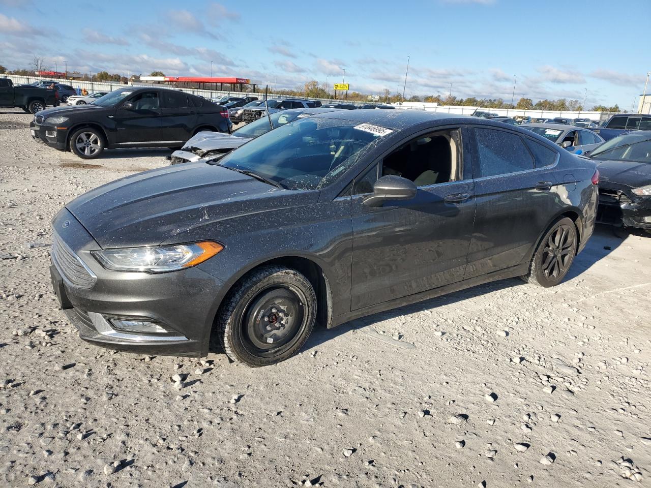 Ford Fusion S Image 1