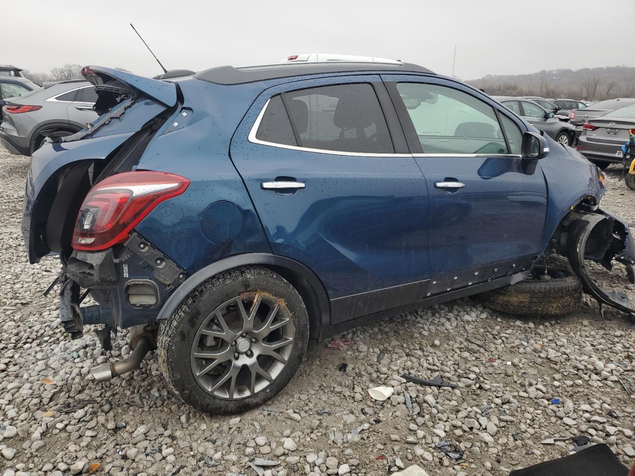 Buick Encore Sport Touring Image 4