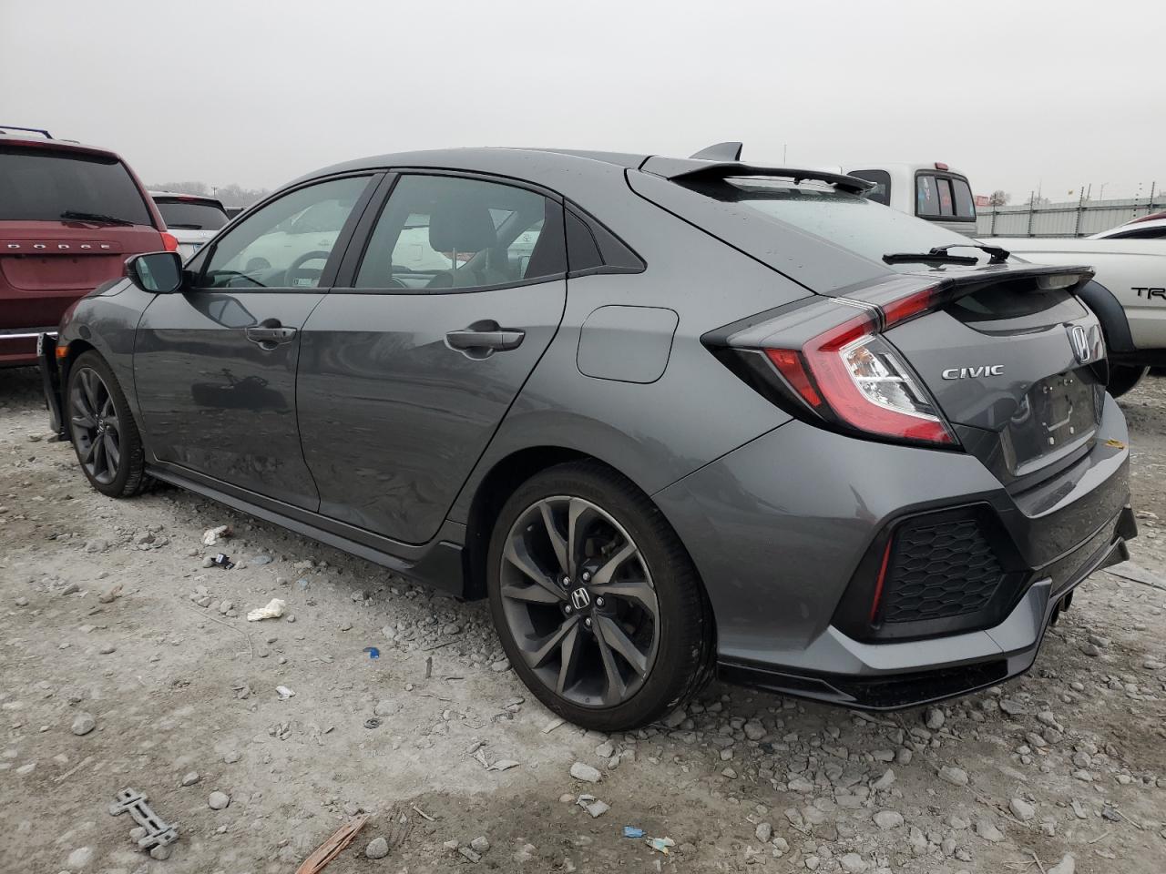 Honda Civic Sport Touring Image 2