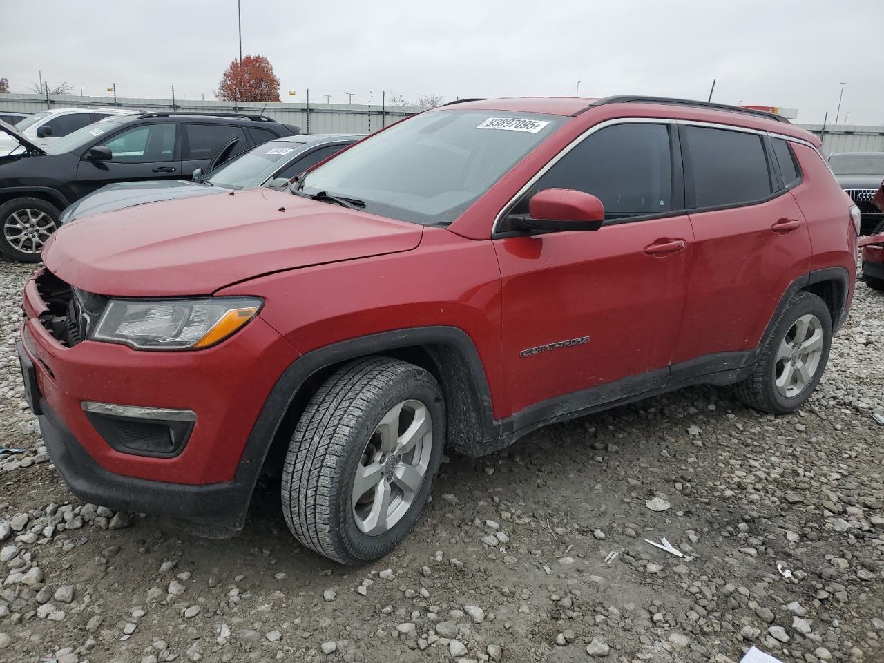 Jeep Compass Latitude Image 1